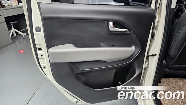 Kia RAY Новый Kia Ray Signature — Фото автомобиля 25