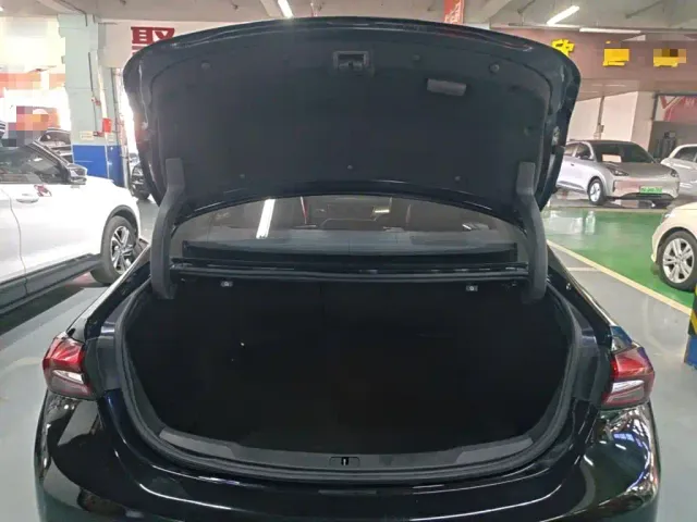 Buick LaCrosse — Фото автомобиля 18