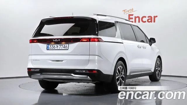 Kia Carnival 4th Gen — Фото автомобиля 2