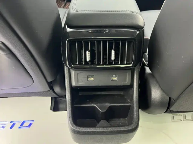 Hyundai Custo — Фото автомобиля 9