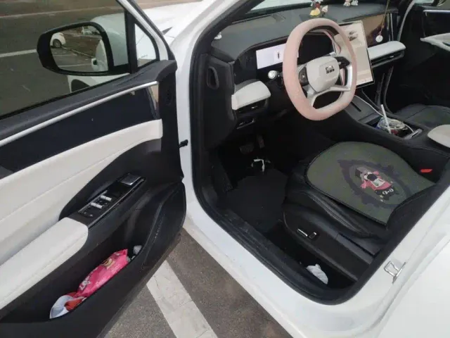 Geely Galaxy L7 — Фото автомобиля 12