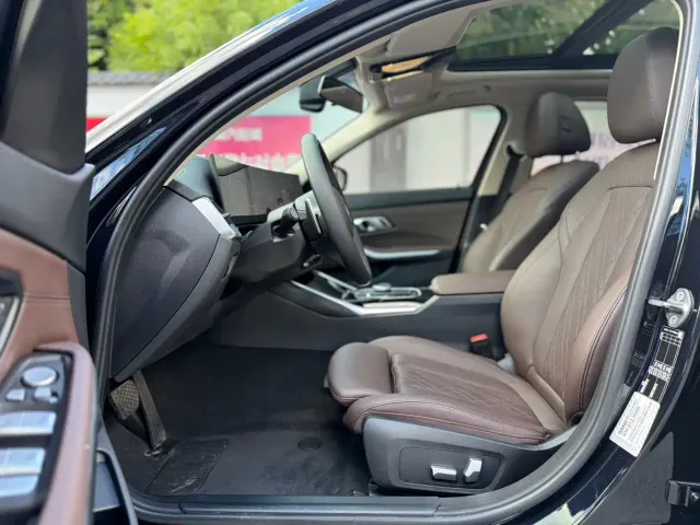 BMW 3 Series — Фото автомобиля 13