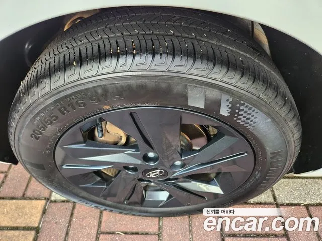 Hyundai AVANTE Avante (CN7) — Фото автомобиля 5