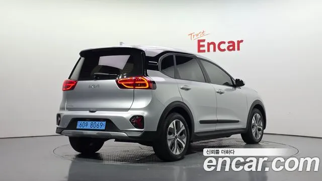 Kia Niro Niro Plus Air — Фото автомобиля 2