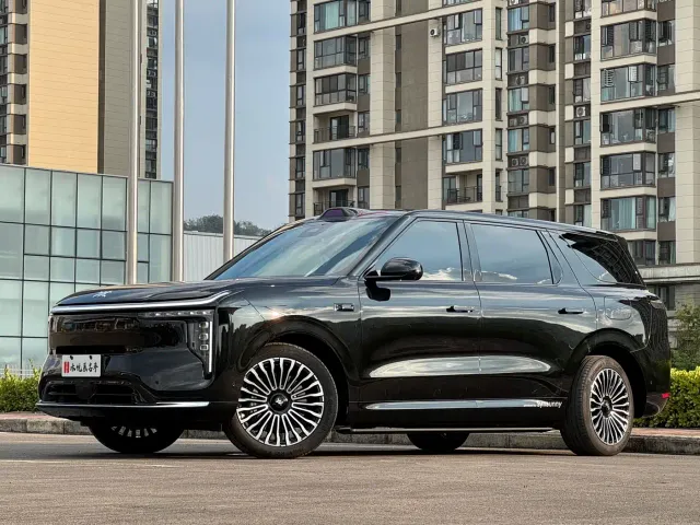 Фотография автомобиля — IM Motors LS8