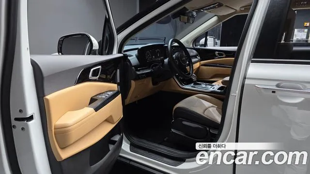 Kia Canival Carnival 4 поколение Бензин 9 мест Prestige — Фото автомобиля 4