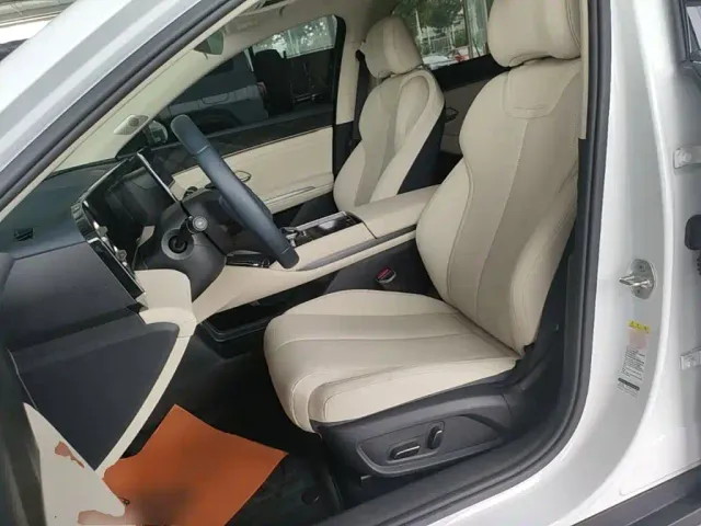 BYD Qin L — Фото автомобиля 14