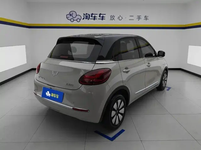 Wuling Bingo — Фото автомобиля 3
