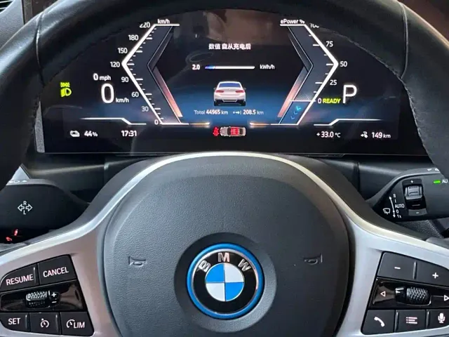 BMW i3 — Фото автомобиля 8