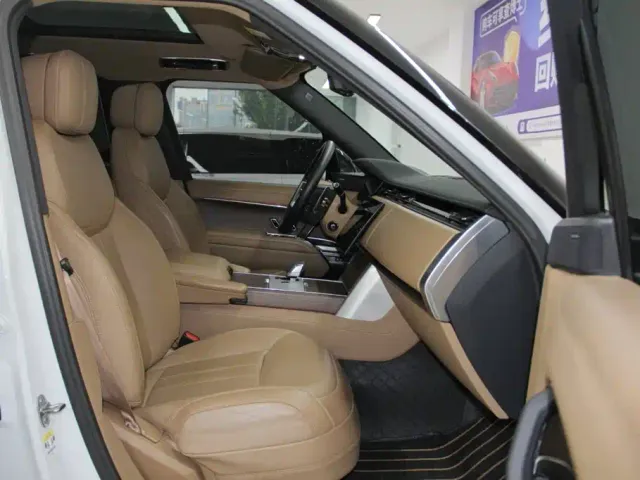 Land Rover Range Rover — Фото автомобиля 10