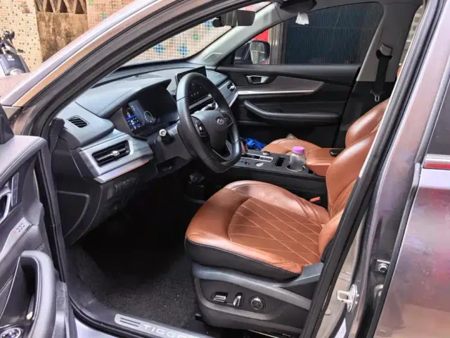 Chery Tiggo 8 — Фото автомобиля 9