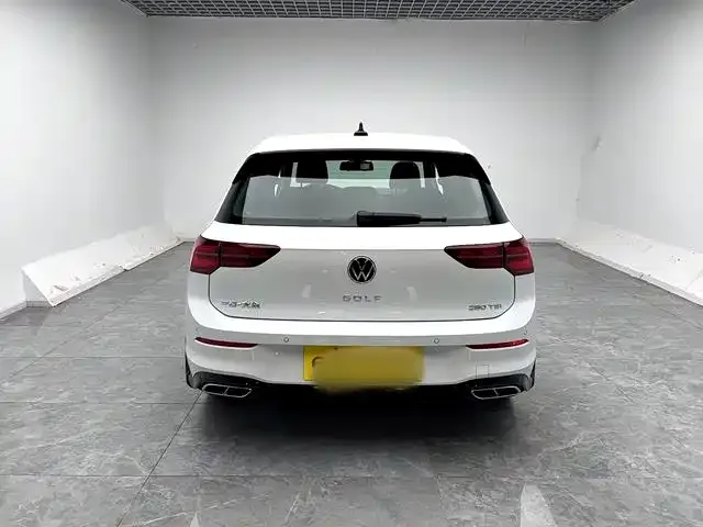 Volkswagen Golf — Фото автомобиля 5
