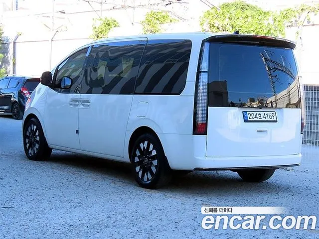 Hyundai Staria — Фото автомобиля 2