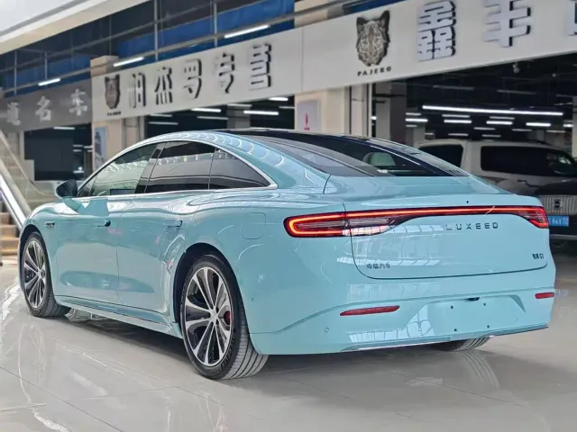 Luxeed S7 — Фото автомобиля 6