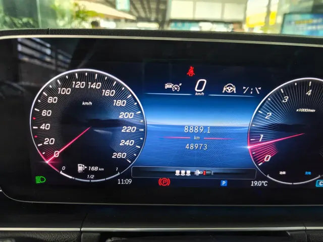 Mercedes-Benz GLE-Class — Фото автомобиля 6