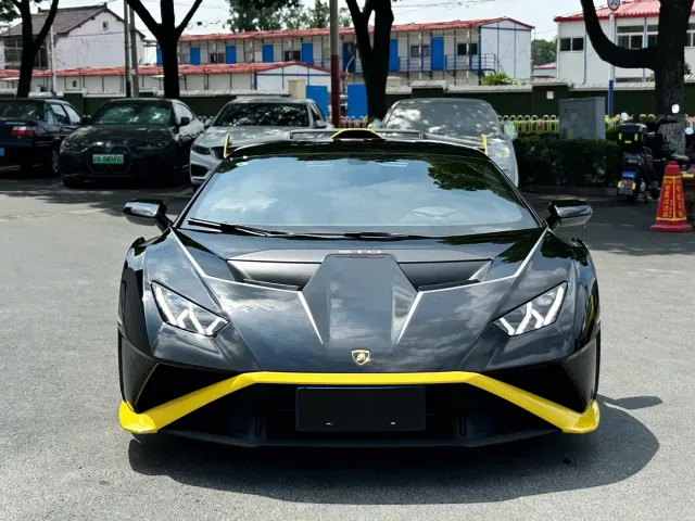 Lamborghini Huracan — Фото автомобиля 4