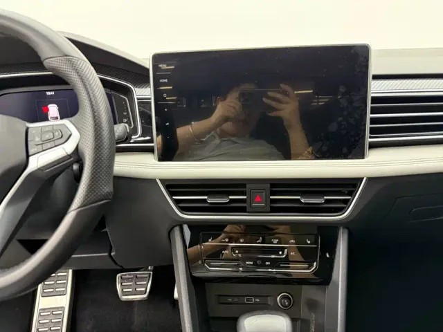 Volkswagen Tiguan L — Фото автомобиля 13