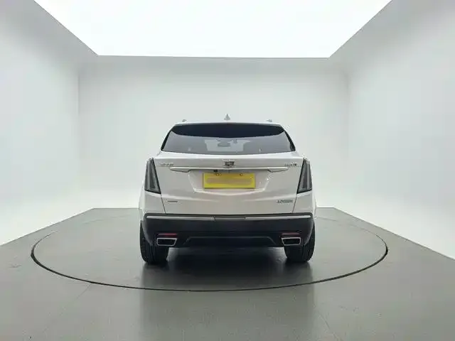 Cadillac XT5 — Фото автомобиля 5