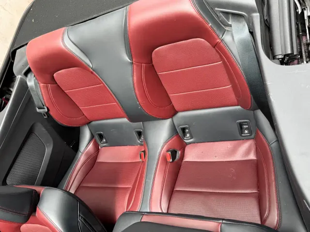 Ford Mustang — Фото автомобиля 8
