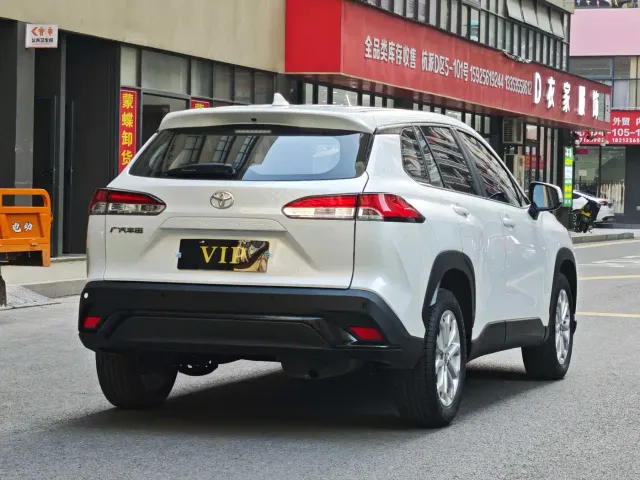 Toyota Frontlander — Фото автомобиля 8