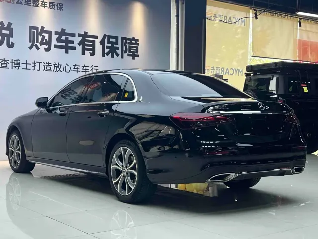 Mercedes-Benz E-Class — Фото автомобиля 10