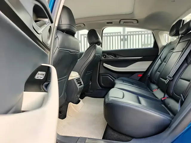 Lincoln Lincoln Z 2022 Model iCool Luxury Edition — Фото автомобиля 7