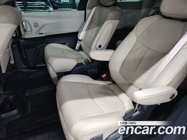Toyota Sienna 4th Gen — Фото автомобиля 10