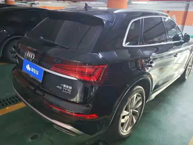 Audi Q5L — Фото автомобиля 3