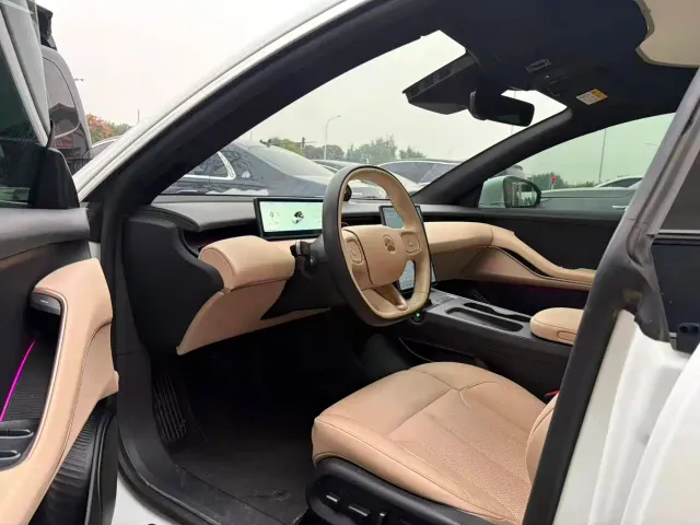 Nio ET5 Touring — Фото автомобиля 4
