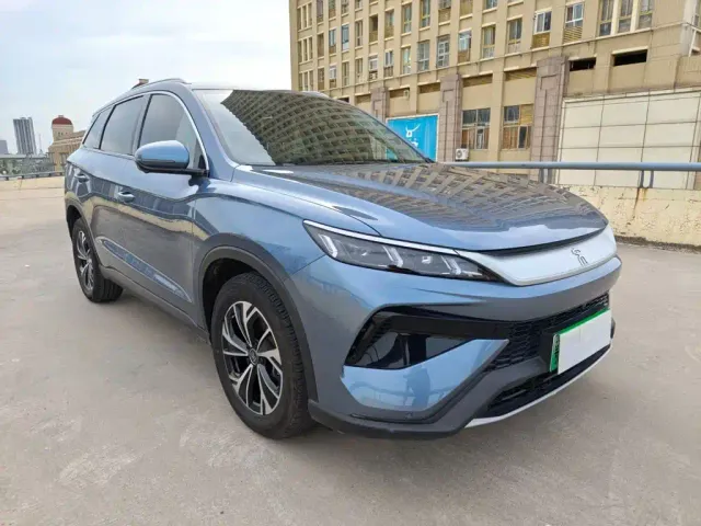 BYD Song Pro — Фото автомобиля 3