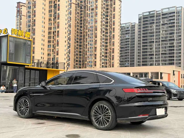 BYD Han — Фото автомобиля 7