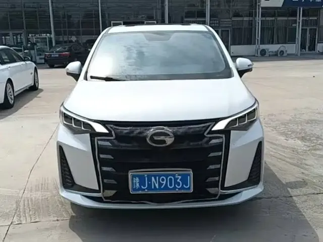 GAC Trumpchi M6 — Фото автомобиля 2