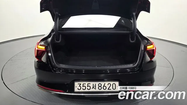 Kia K8 Signature — Фото автомобиля 18