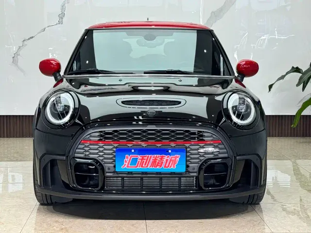 MINI John Cooper Works — Фото автомобиля 2