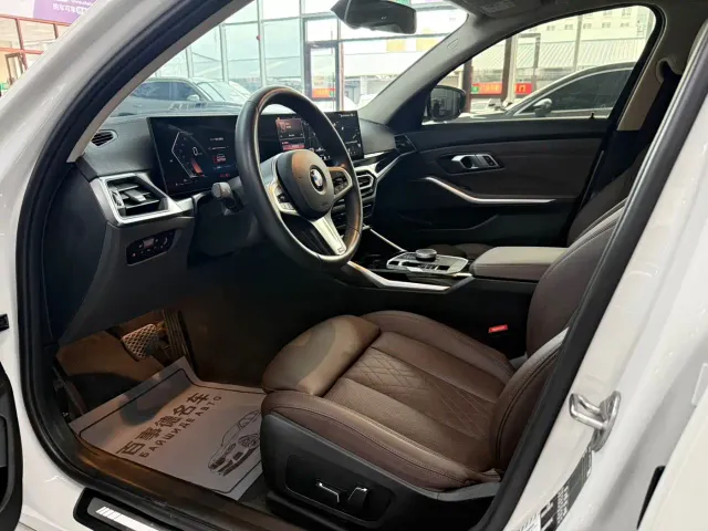 BMW 3 Series — Фото автомобиля 4
