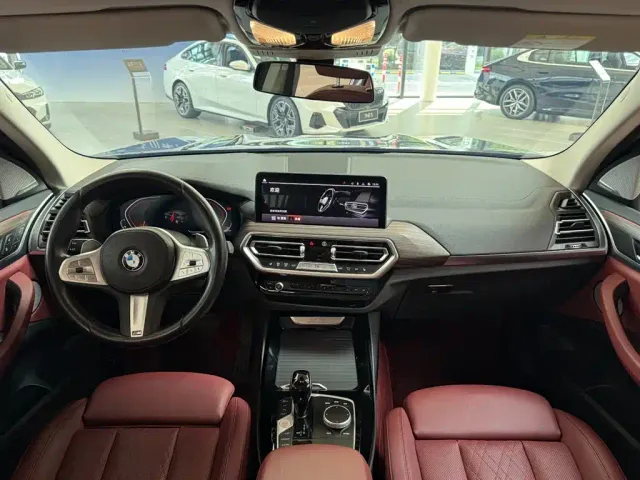 BMW BMW X3 2023 xDrive30i Leading M Night Package — Фото автомобиля 10