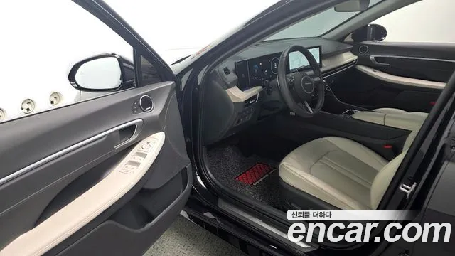 Hyundai Sonata — Фото автомобиля 11