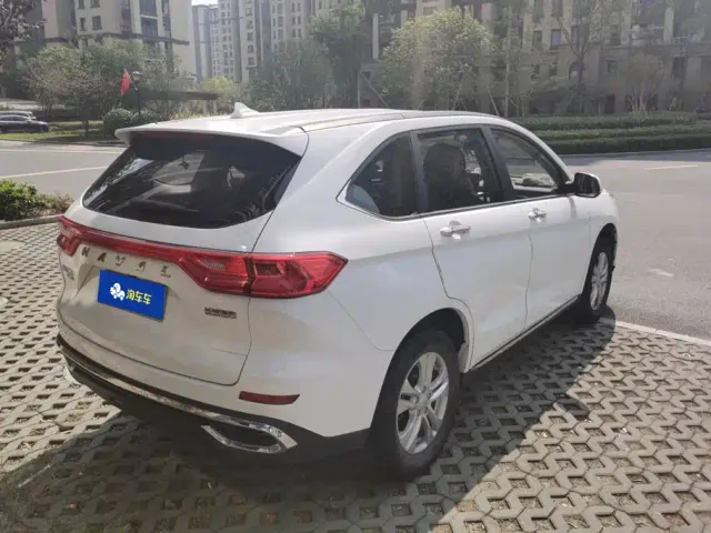 Haval M6 — Фото автомобиля 3