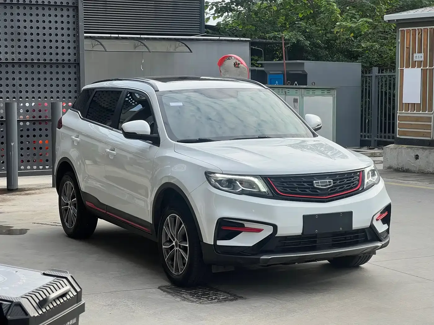Geely Boyue 2022 1.8TD DCT Elegance — Фото автомобиля 3