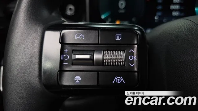 Hyundai Grandeur Grandeur (GN7) 2.5 Бензин 2WD — Фото автомобиля 17