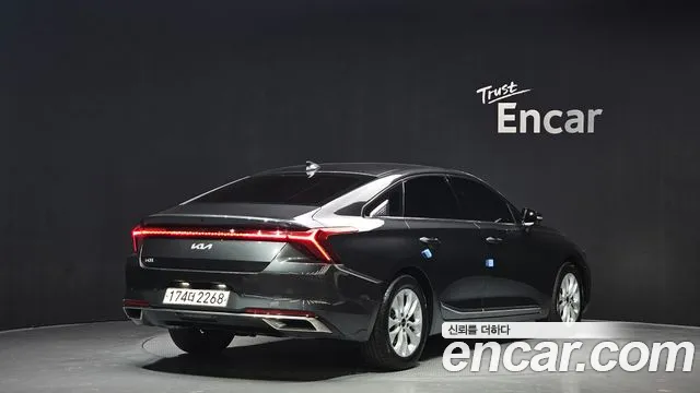 Kia K8 2.5 Бензин 2WD — Фото автомобиля 2