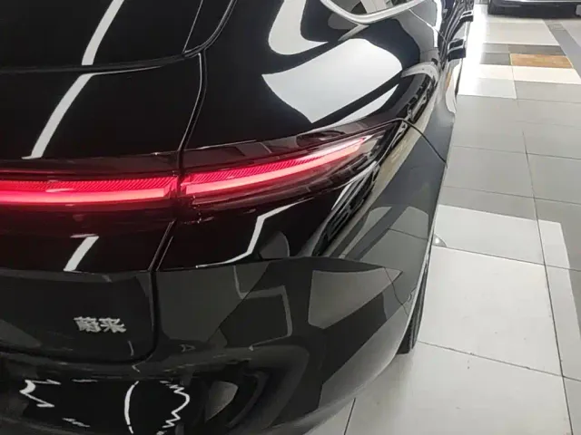 Nio ET5 Touring — Фото автомобиля 7