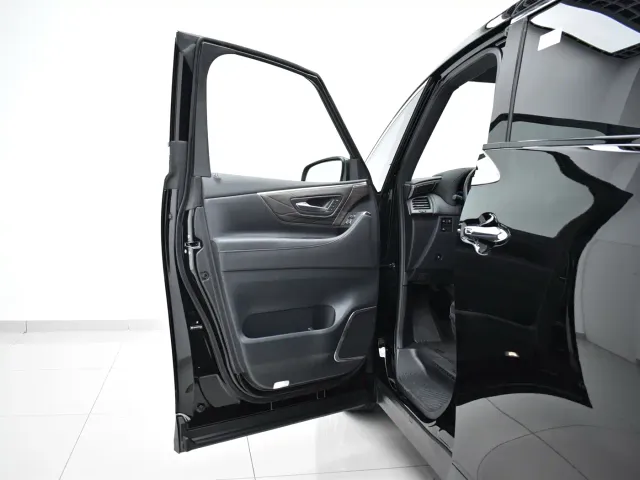 Toyota Alphard — Фото автомобиля 22