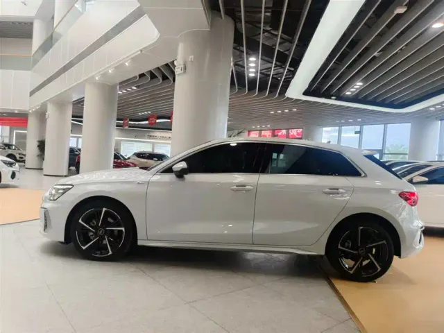 Audi A3 — Фото автомобиля 4