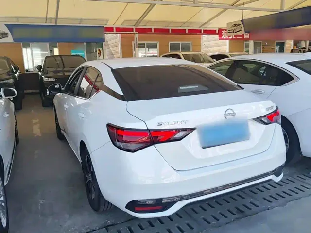 Nissan Sylphy — Фото автомобиля 4