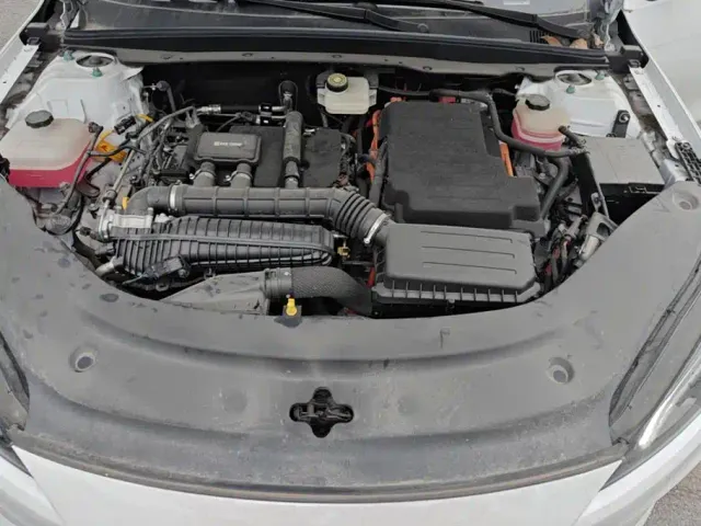 BYD Seal 05 DM-i — Фото автомобиля 10