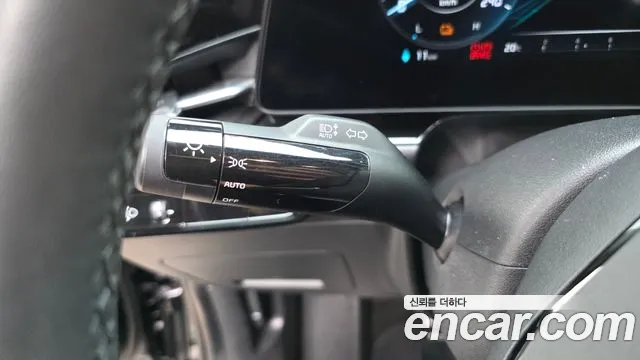 Kia Niro — Фото автомобиля 28