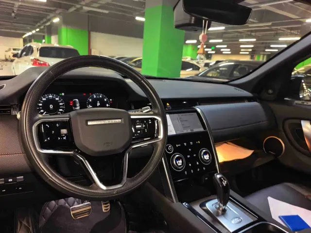 Land Rover Discovery Sport — Фото автомобиля 6
