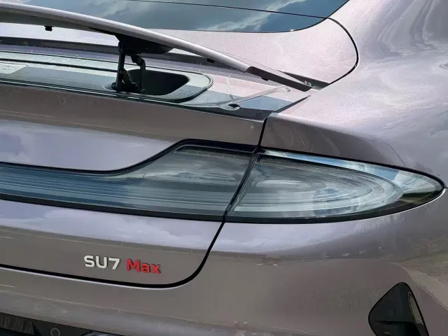 Xiaomi SU7 — Фото автомобиля 15
