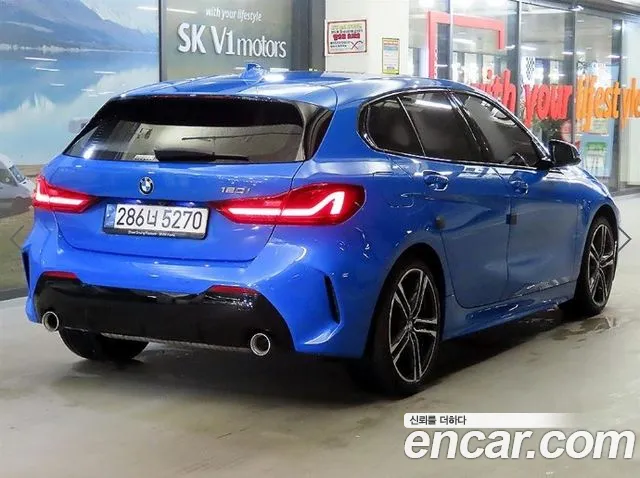 BMW 1 Series F40 — Фото автомобиля 4